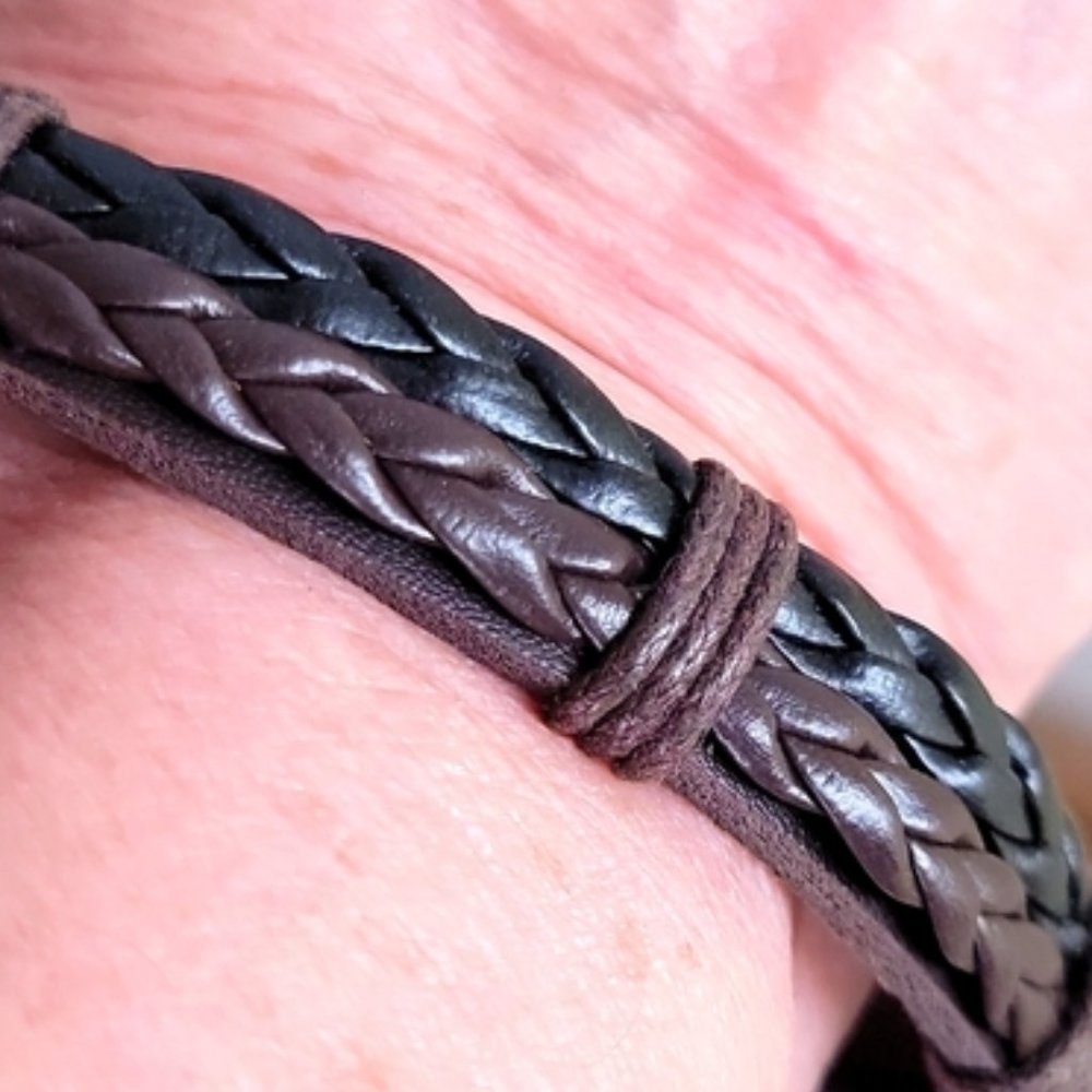 Adjustable Braided Faux Leather Steampunk Wristband Black Brown OS NEW - Picture 5 of 8